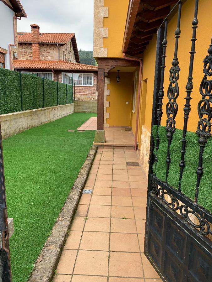Chalet Individual En Vargas, Cantabria Exterior photo